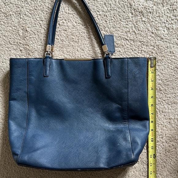 Coach Tote Bag - Picture 10 of 11